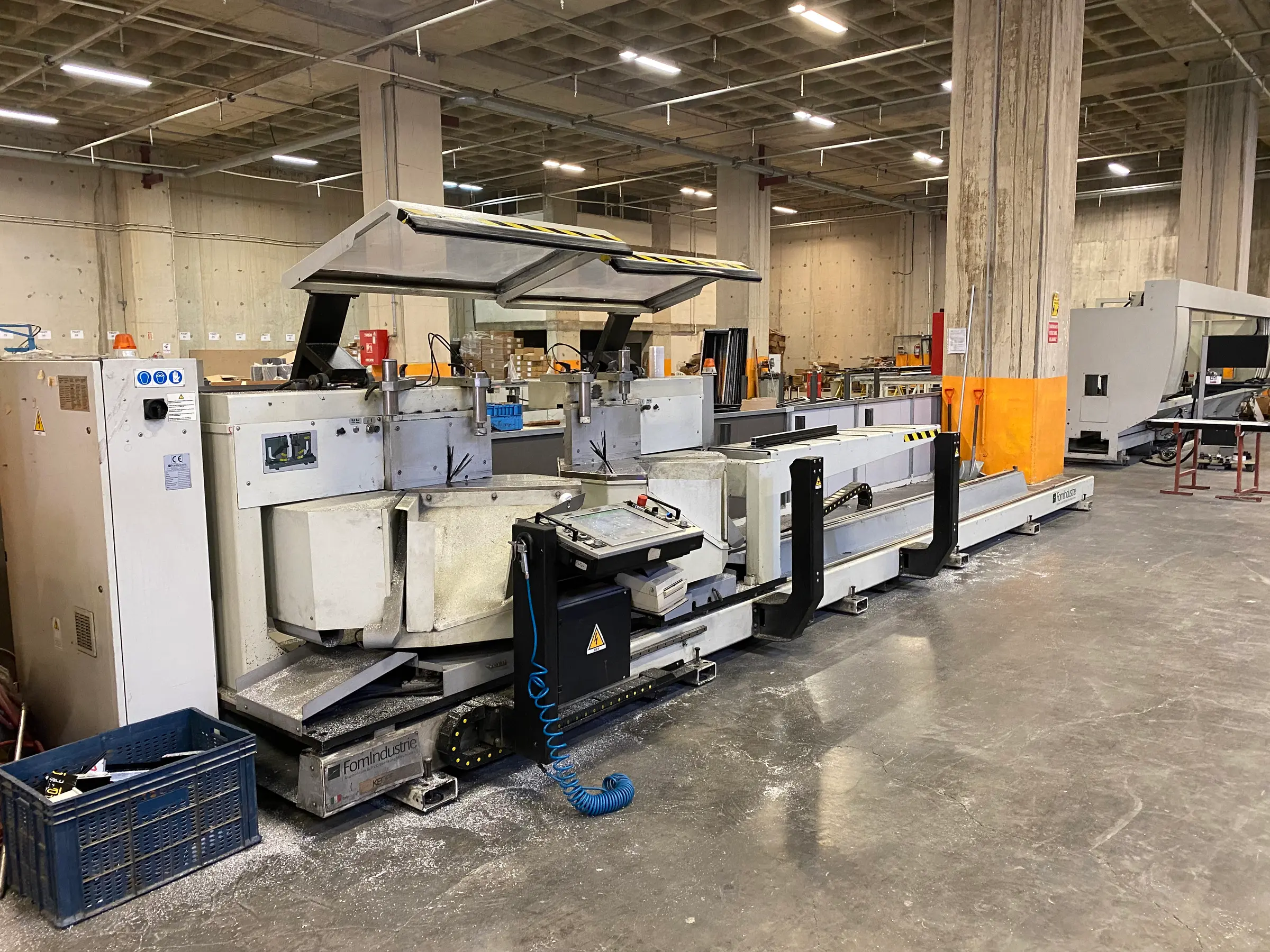 FOM KEOPE E5 CNC ÇİFT KAFA KESİM MAKİNESİ